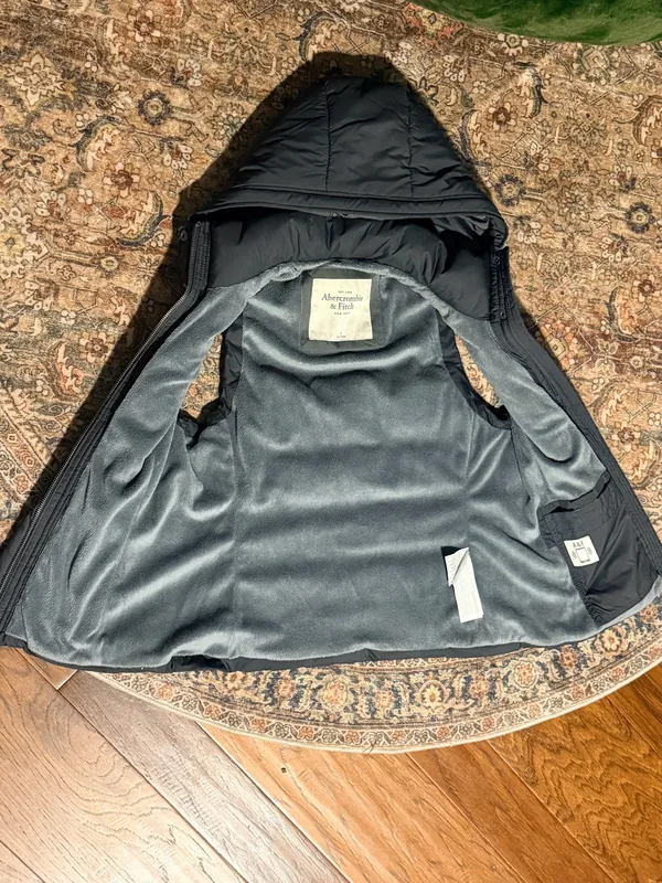 Abercrombie Vest Puffer - Image 2