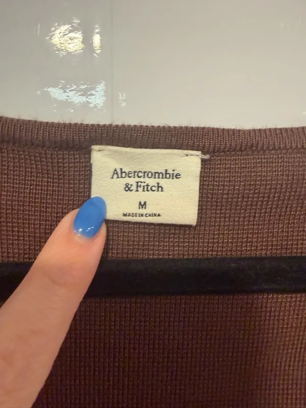Brown NWT Abercrombie and Fitch knit‎ long sleeve - Image 2