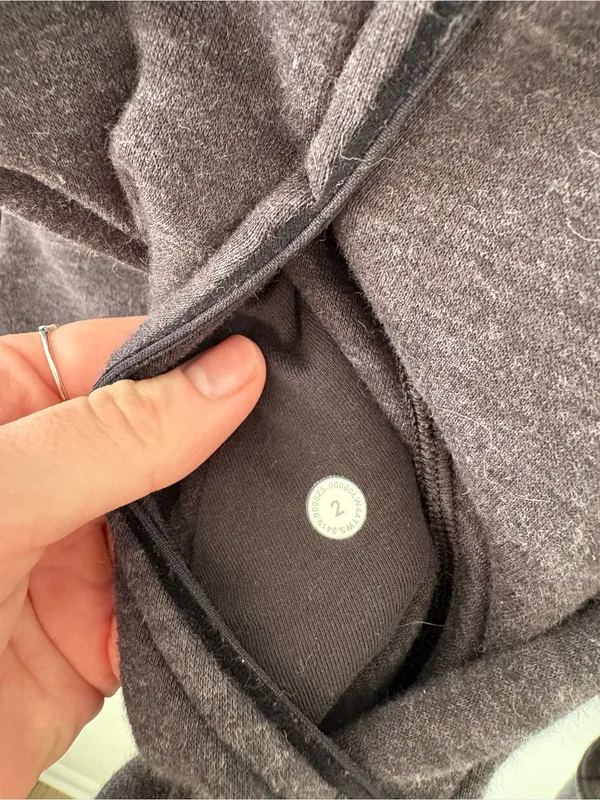 Lululemon Plush Full Zip‎ Scuba Hoodie Size 2 - Image 5