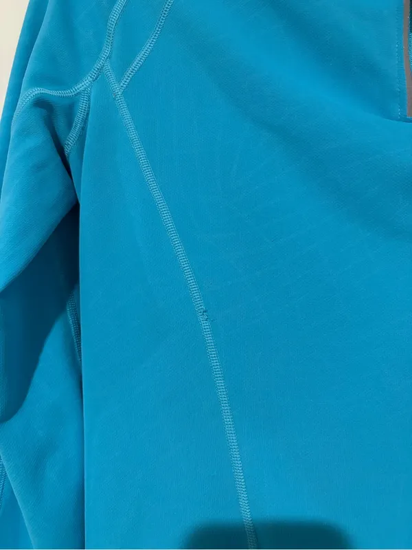 Mountain hardwear Quarter-Zip Pullover light blue‎ women’s XS - Image 4