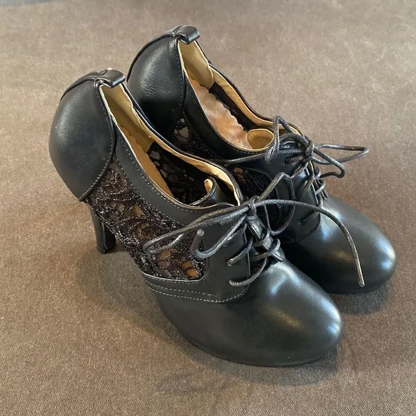 Women’s Black High Heel Booties with Lace Detail Size 5.5 - Image 3