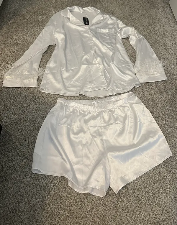 Silk Feather Pajama Set - Image 2