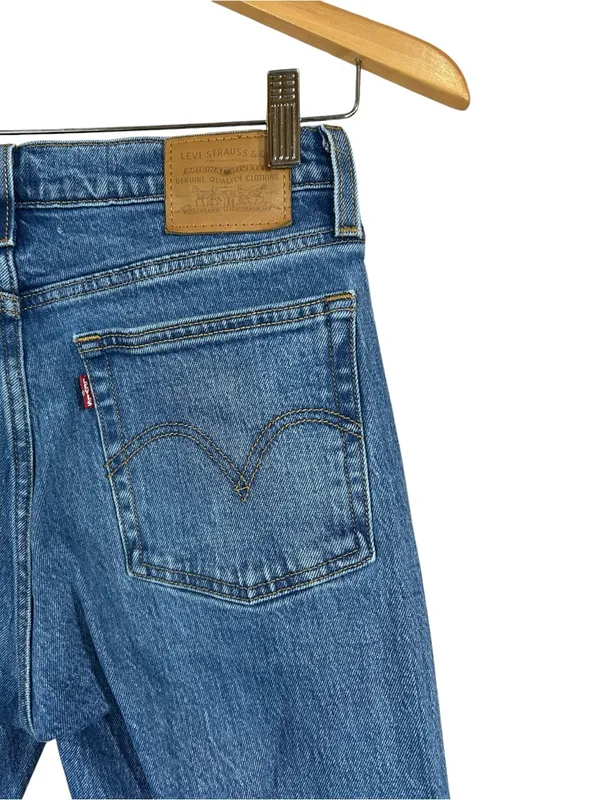 Levi's Wedgie Straight Leg Classic Blue Jeans Button Fly WOMEN’S SIZE 27 Waist - Image 4