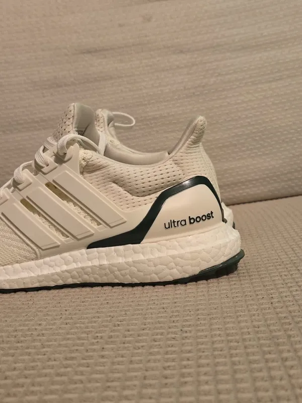 adidas Cream Knit Sneakers with Green Accents - Image 14