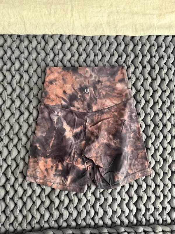 Lululemon Align Shorts - Image 3