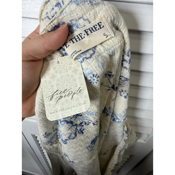 Free People We The Free Clover Thermal Size Small Ivory Blue NWT 100% Cotton - Image 5