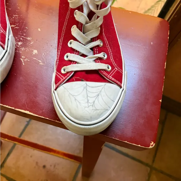 Red High - Image 3