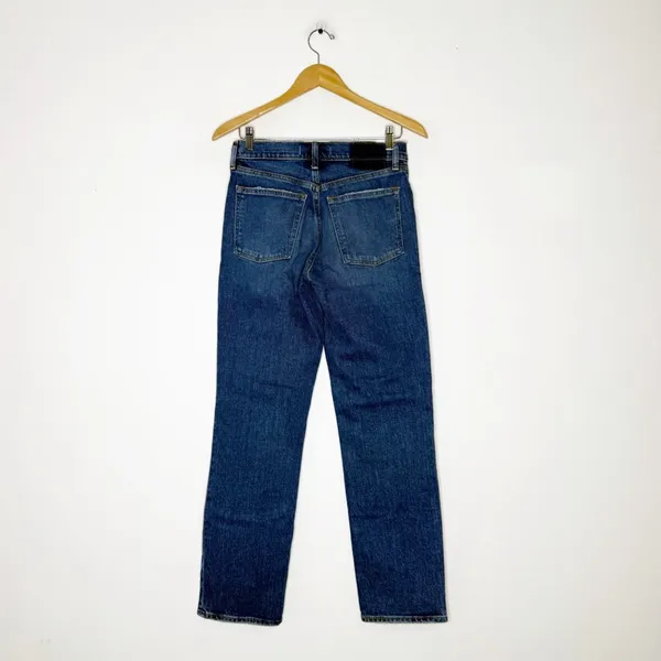 Abercrombie & Fitch The 90s Straight Low Rise Jeans Size 2R / 26 - Image 2
