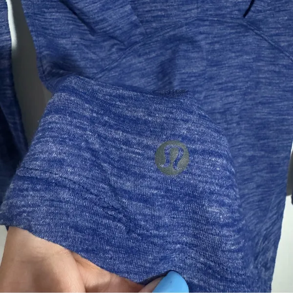 Lululemon &Go Everywhere Long Sleeve V-Neck‎ Long Sleeve Top Size 4 Activewear - Image 5