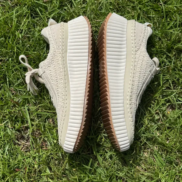 DolceVita Women'n Dolen Sneakers Sandstone Knit Sz 9 - Image 5