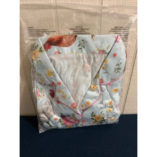 NIB- Farmhouse Chicken Floral Pajama Set Short Sleeve Button Down Shorts- L - Image 2