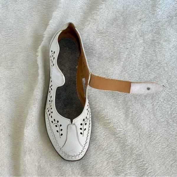 Mirel Leather Ballerina Flats Size 6.5 White - Image 4