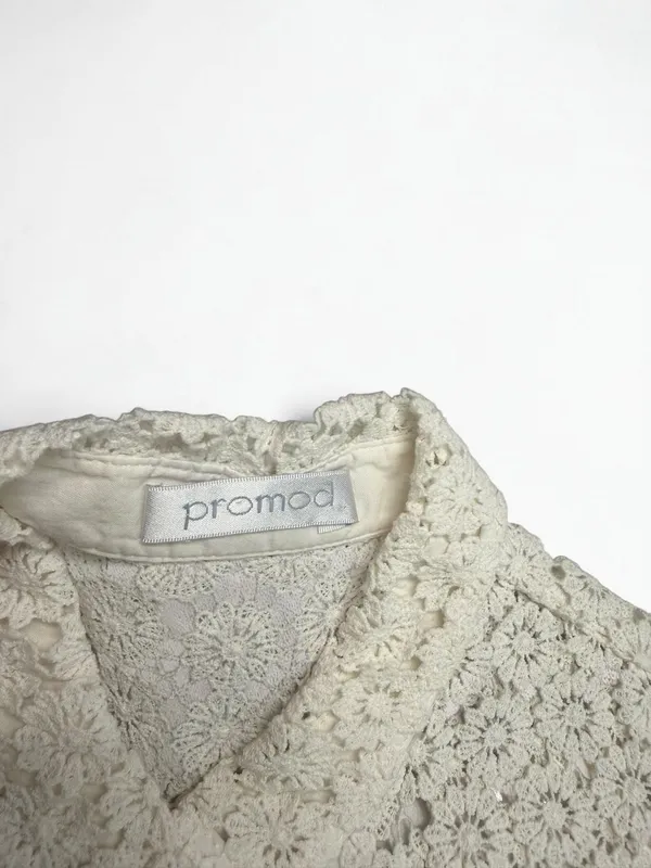 Promod Women's White 100% Cotton Sleeveless Lace Yoke‎ Button Down Blouse - Image 3