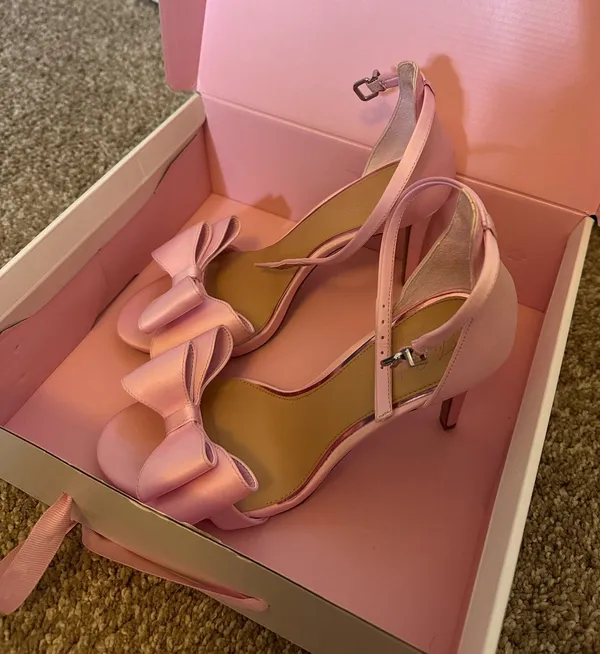 Pink Gianni Bini Heels - Image 2