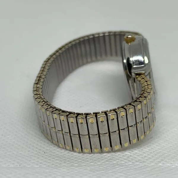 Vanity fair women date watch vintage 23mm round two tone size 6.5” running - Image 6