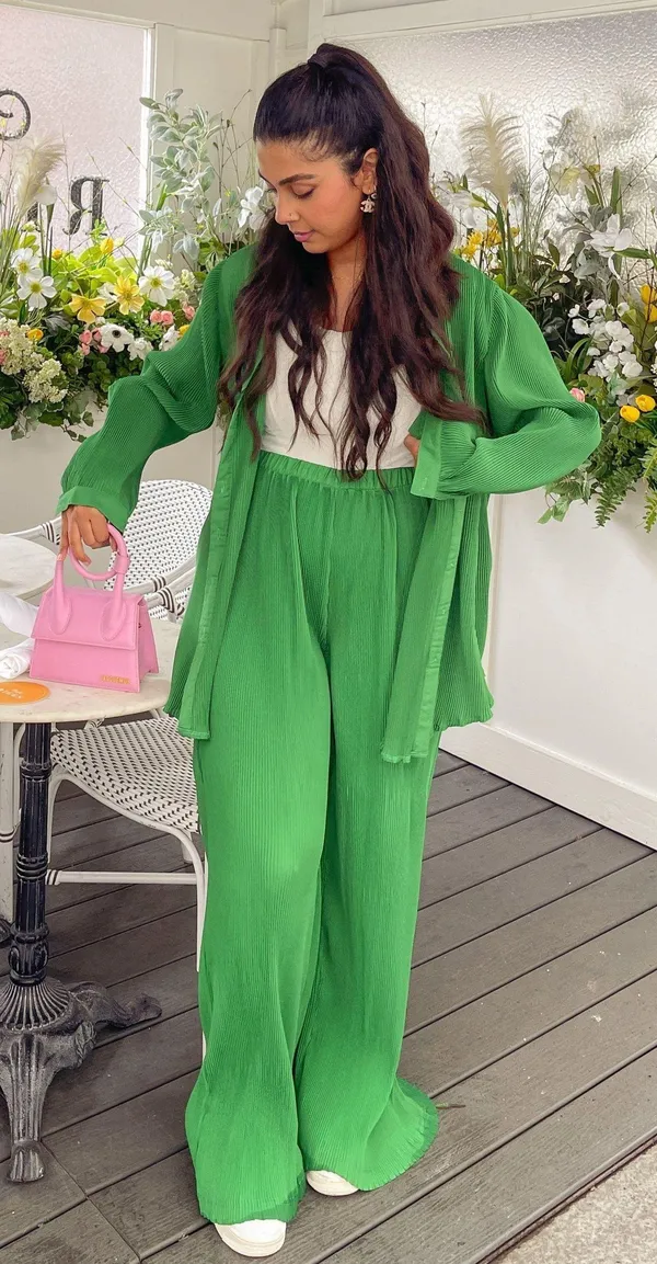 Prettylittlething Plisse set  - Image 2