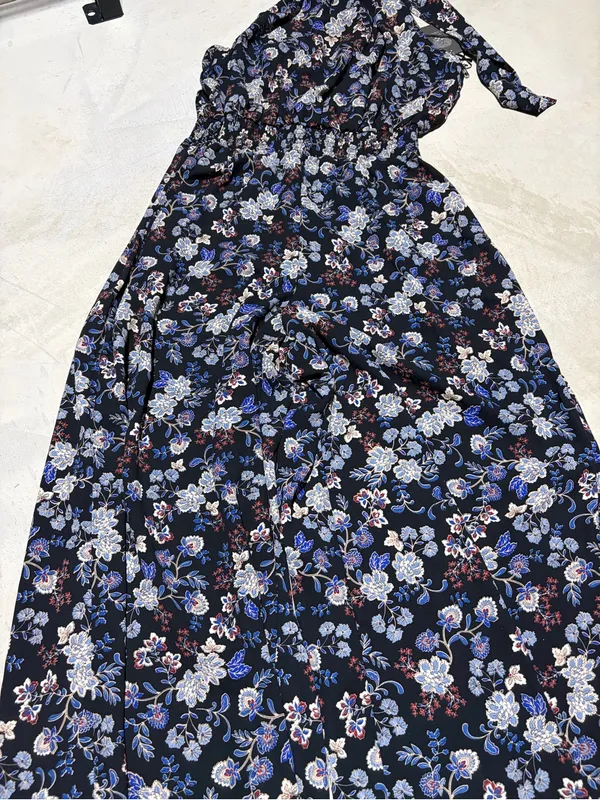 Vince Camuto NWT eondersll Floral Jumpsuit French blue floral large MSRP$99 - Image 3