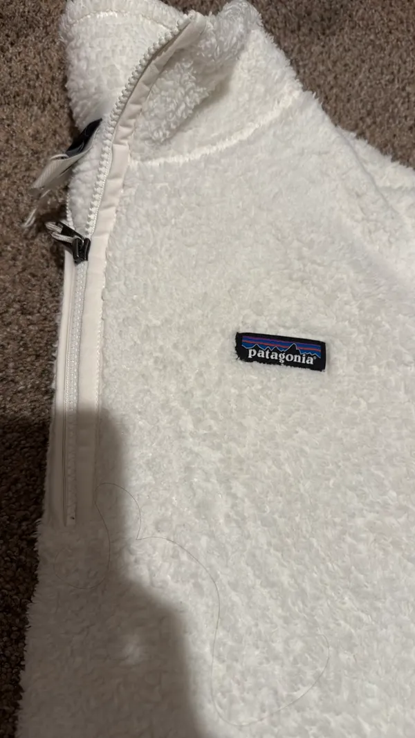 Patagonia White Fleece Pullover - Image 4