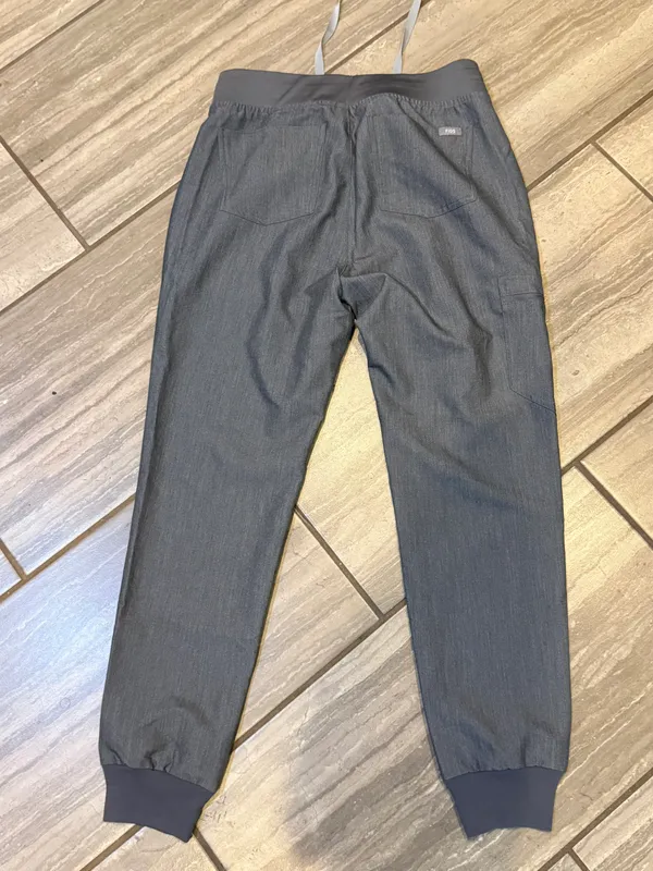 FIGS sz S Jogger Scrub Pants! No :( - Image 2