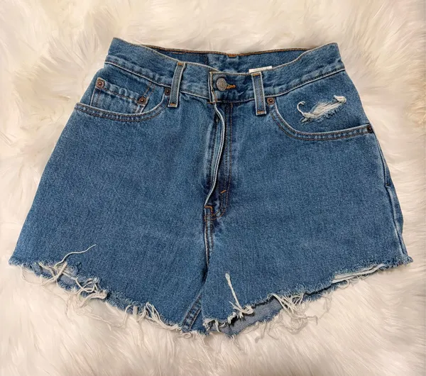 Levi's Vintage 550 Jean Shorts - Image 2