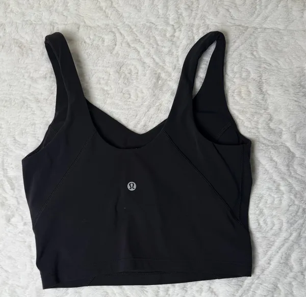 Lululemon align tank NWOT size 4 black with pads - Image 4