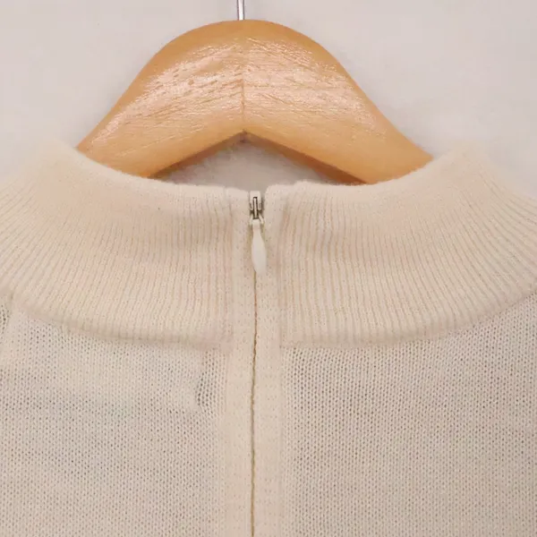 Alfred Dunner Vintage 90s Mock Neck Short Sleeve Sweater Sequin Womens Size M Cream Wool Blend - Image 3