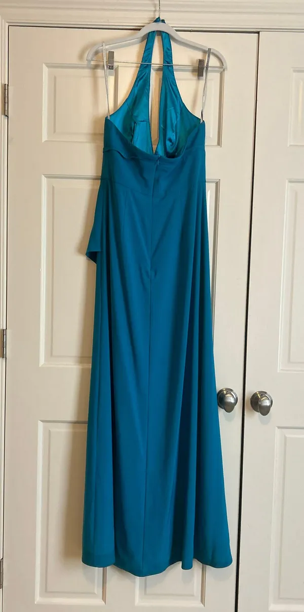 Monique Lhuillier Long Blue  Dress - Image 2