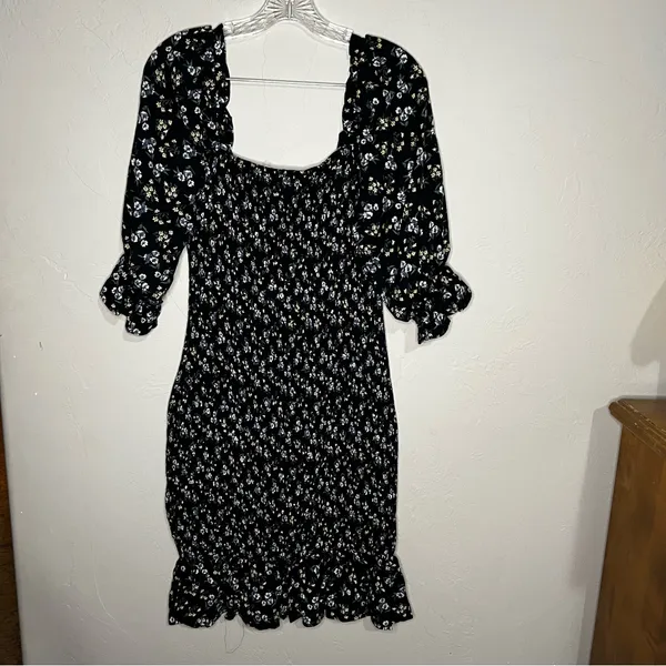 Elloh The Grayson Black Ditzy Blue Floral Smocked Puff Sleeve‎ Square Neck Dress - Image 3