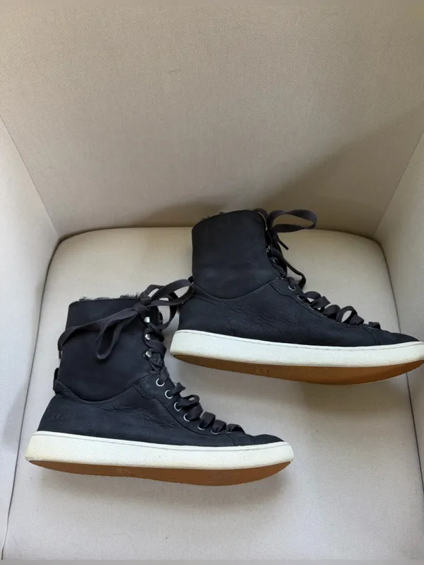 UGG Starlyn Shoes Women's 9.5 Black Gray Nubuck Shearling High Top Sneaker Boots - Image 4