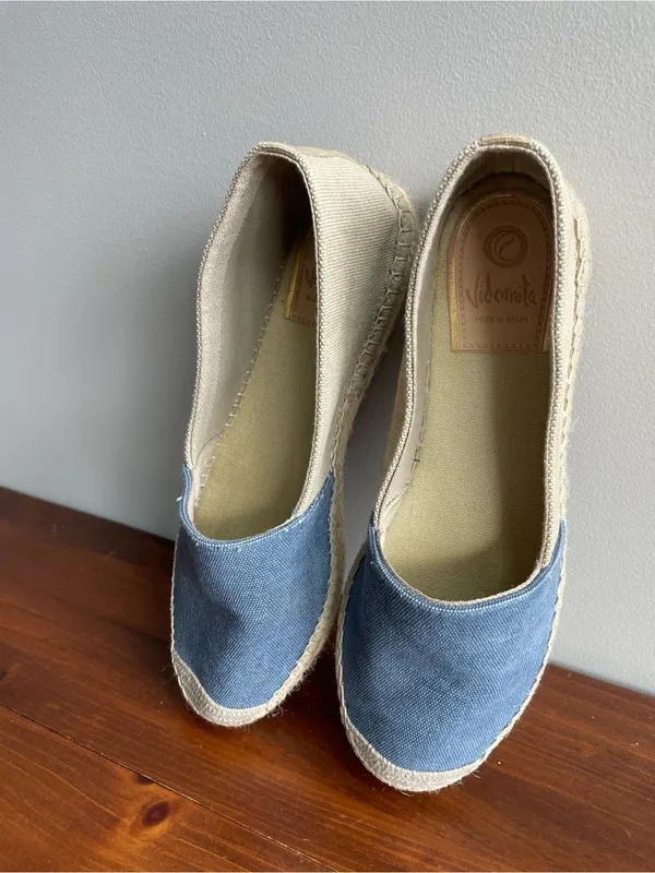 Casual Two-Tone Blue and Beige Espadrille Flats - Image 5