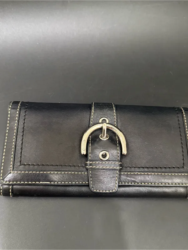 COACH Soho Buckle Classic Black Leather Contrast Stitch Tan Lining Bifold Wallet - Image 8