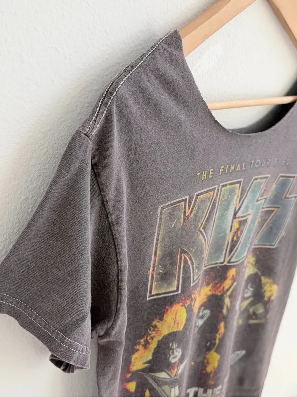 KISS End of the Road World Tour Distressed Off-the-Shoulder Graphic T-Shirt - Image 7