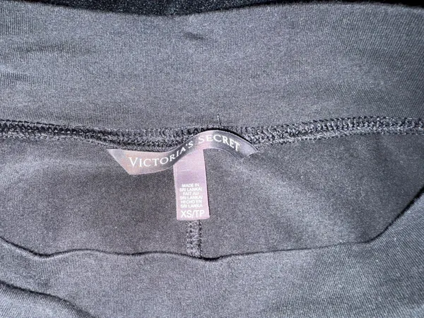 Victoria’s Secret Skirt - Image 3
