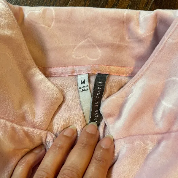 Jaclyn Intimates Pink Heart‎ Plush Pajama Set Medium Top Pants Sleepwear - Image 3