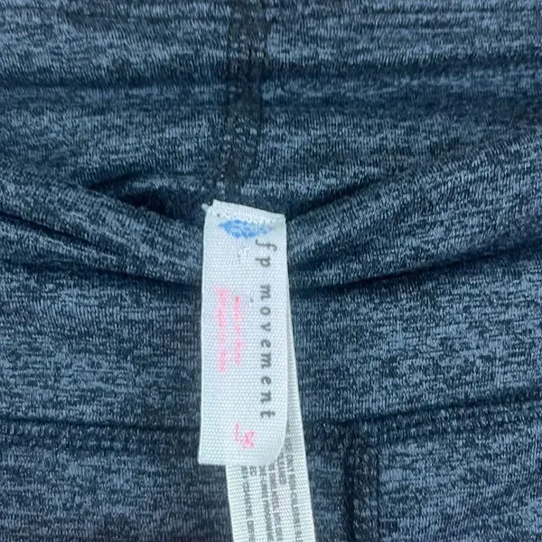 Free People movement infinity high waisted cut out heathered gray crop legging - Image 3