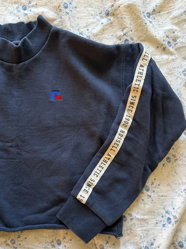 Russell Athletic Navy Blue Crewneck Sweatshirt with White Sleeve Tape - Image 3