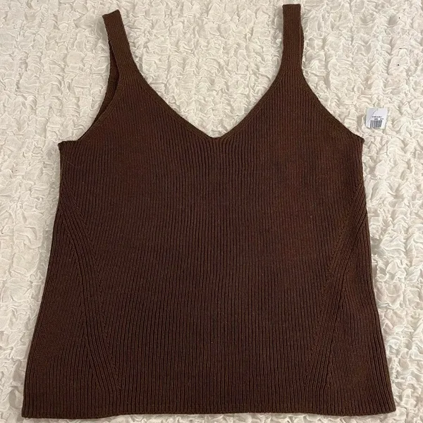 Old Navy BROWN KNIT TANK TOP - Image 6
