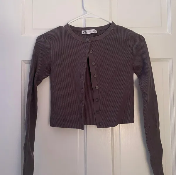Grey Ribbed Sweater - Image 2