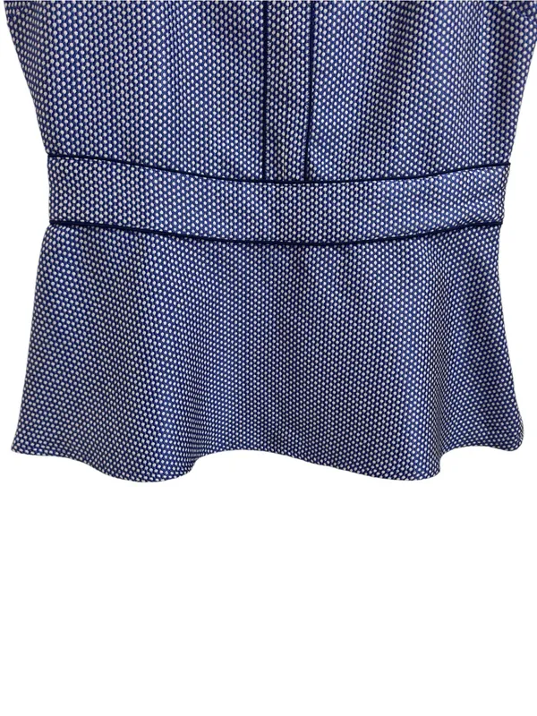 Banana Republic Peplum Top Blue White Geometric Notch Neck Sleeveless Size 8 - Image 6