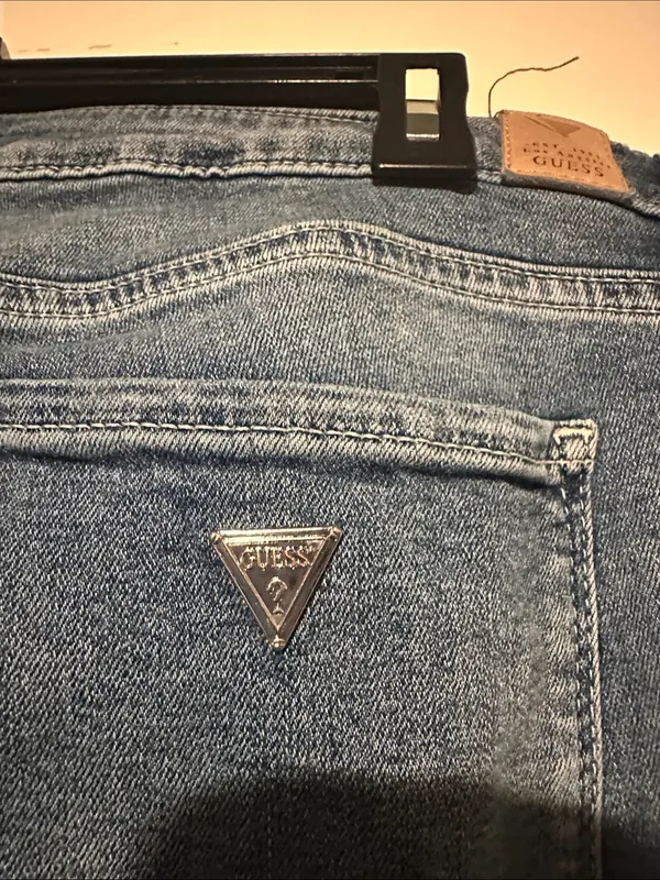 Guess Cropped Distressed Light Blue Women’s Jeans - Image 8