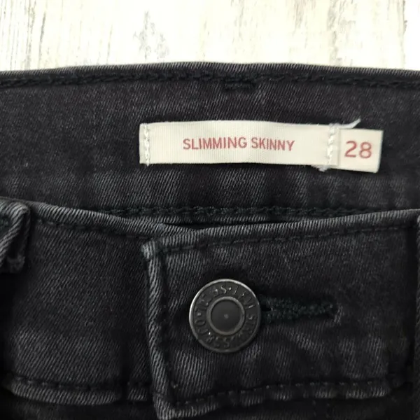 Levi’s Slimming Skinny Jeans Women’s Size 28 Black Stretch Denim Mid Rise - Image 8