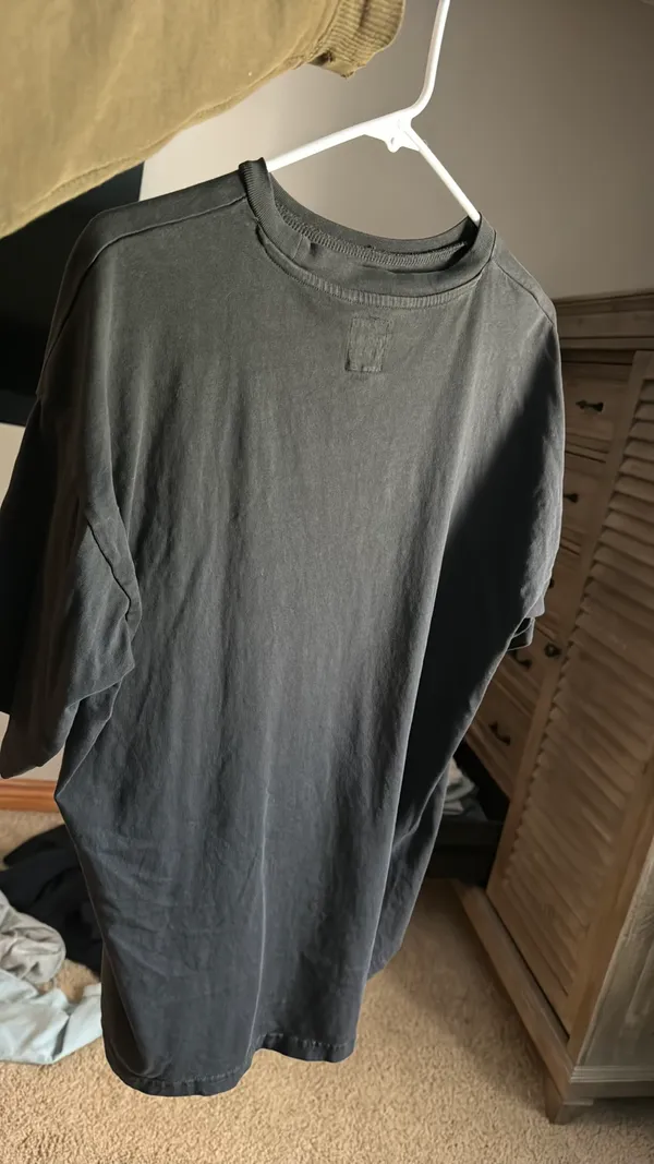 Buckle Graphic Tee - Image 3