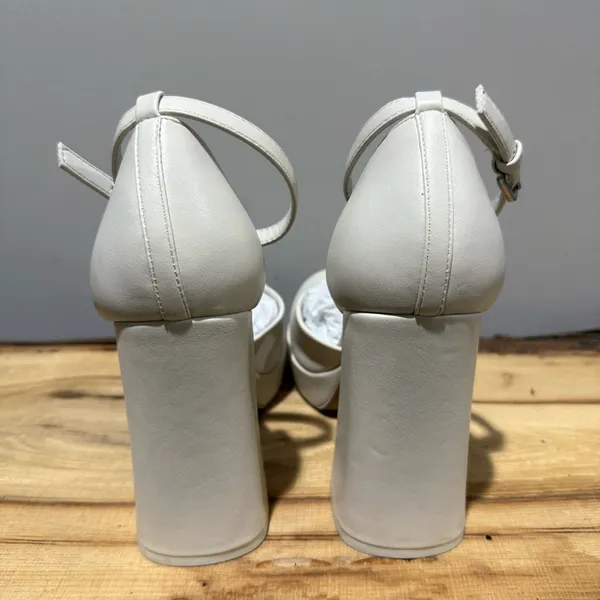 Call it Spring Vegan Anabelle White Chunky‎ Platform Heels Size 9 - Image 9