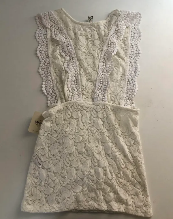 Free People White Lace Top - Image 3