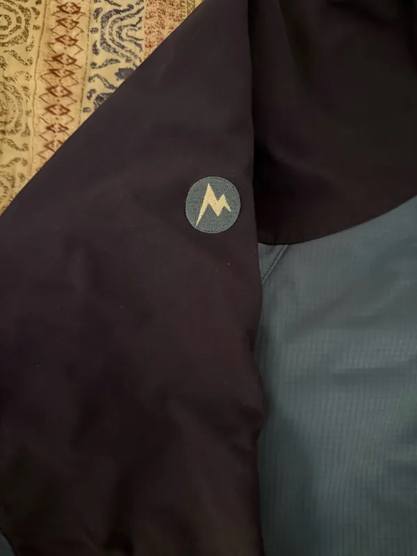 Vintage Y2K Marmot ski jacket - Image 2