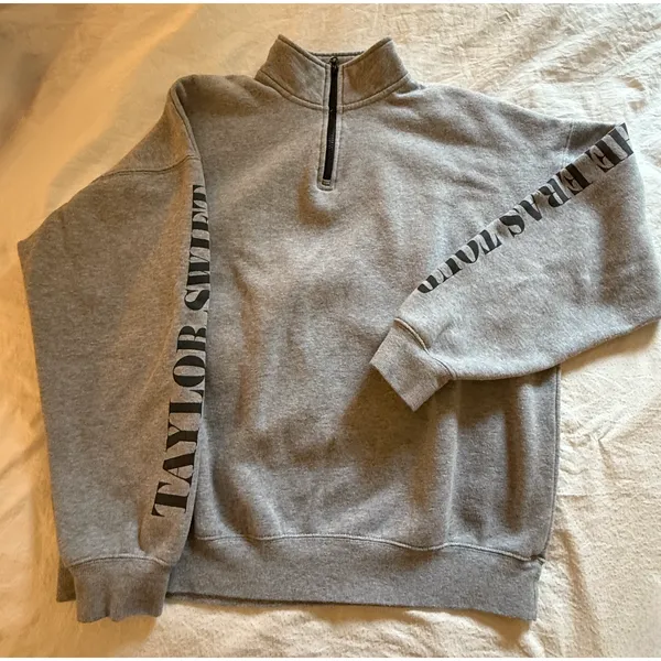 Taylor Swift Eras Tour Sweatshirt Size M Gray Graphic Logo 1/4 Zip Official Merc - Image 5