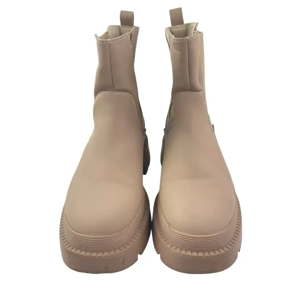 Dream Paris Beige Leather Round Toe Chunky Platform Chelsea Ankle Boots Size 7.5 - Image 2