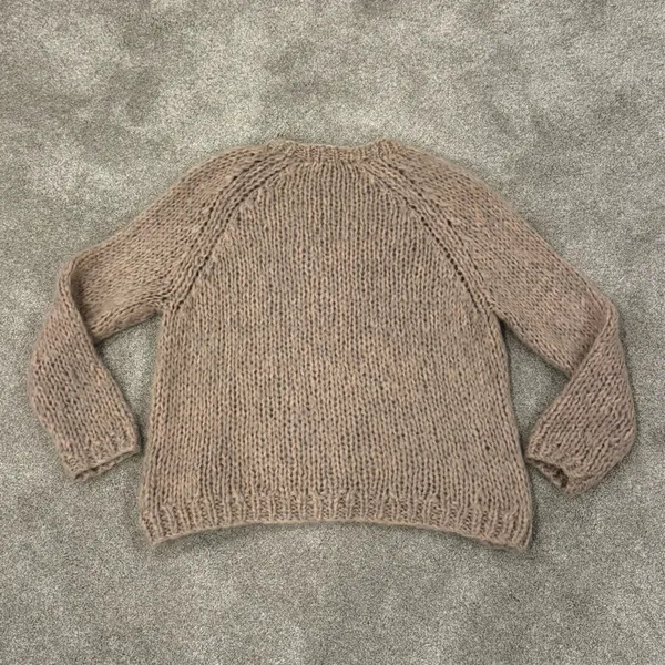 Mes Demoiselles chunky Mohair Blend Sweater V-Neck size Medium oversized - Image 7