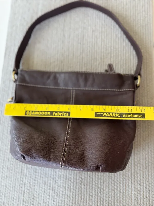 Vintage 90’s Croft & Barrow Brown Leather Shoulder Bag with Contrast Stitching - Image 7