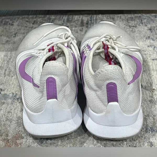 FINAL PRICE Nike Women's White and Purple Athletic Shoes - Image 3